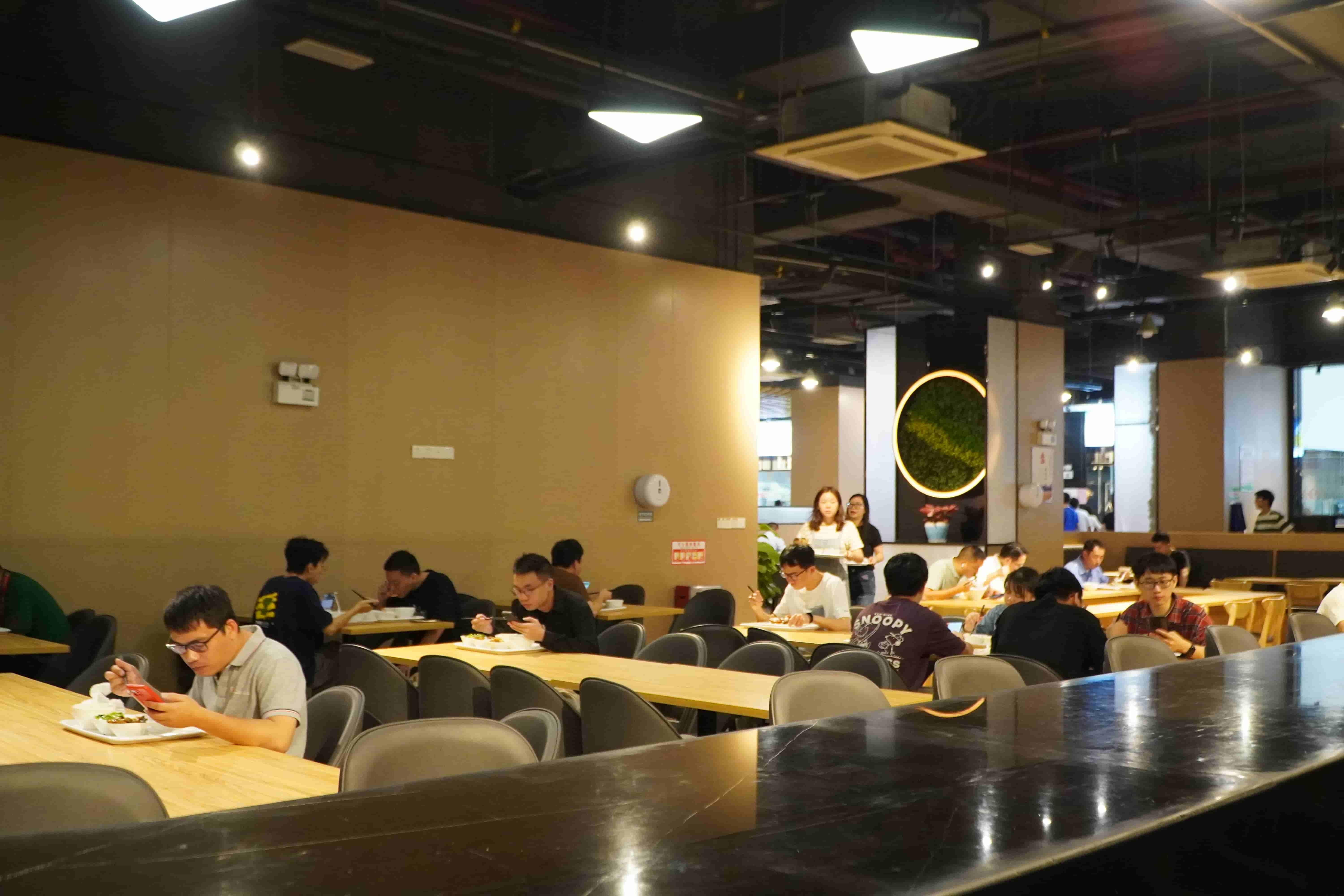 恒璟食堂：明晰嘉獎(jiǎng)標(biāo)準(zhǔn)，激發(fā)卓越服務(wù)活力